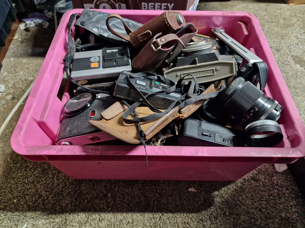 Lot 198: Large Selection of Vintage Cameras and Accessories a/f