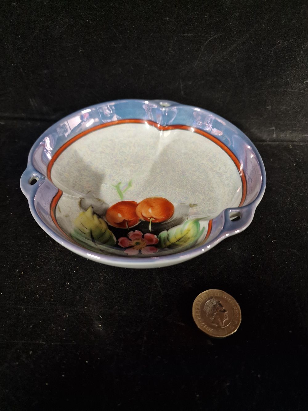 Lot 244: Small Noritake Japanese Decorative Bowl