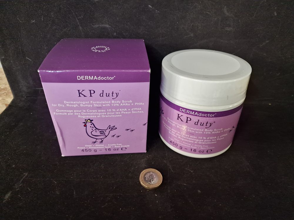 Lot 319: New DERMAdoctor KP Duty Body Scrub 450g