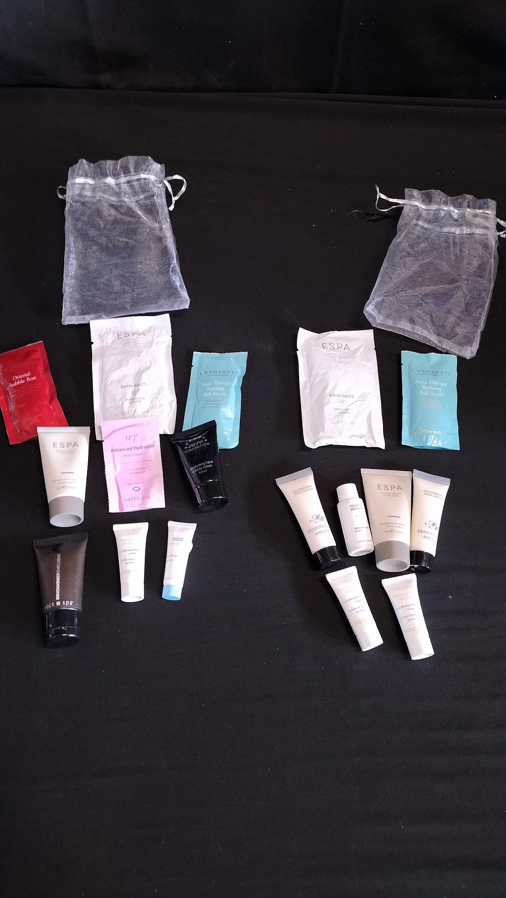 Lot 599: Two bags of mixed beauty products including No7...