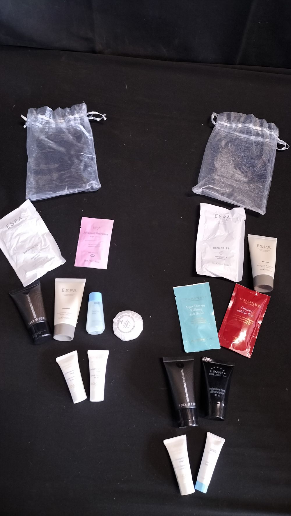 Lot 608: Two bags of mixed beauty products including No7...