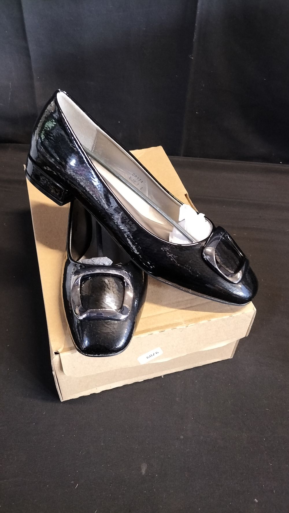 Lot 617: JD Williams black patent shoes size UK 7