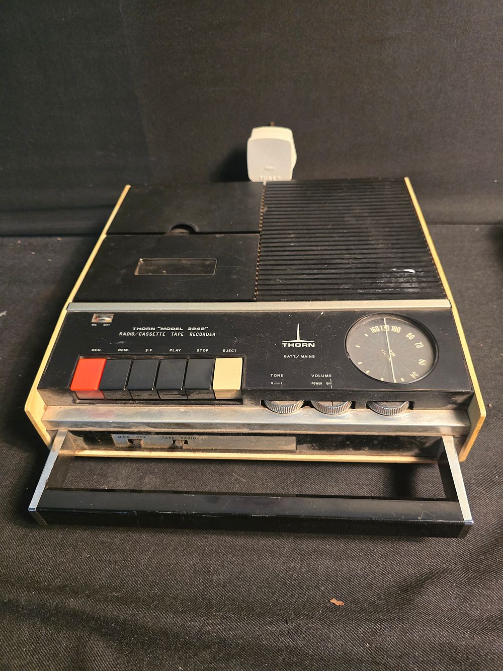 Lot 678: THORN tape recorder