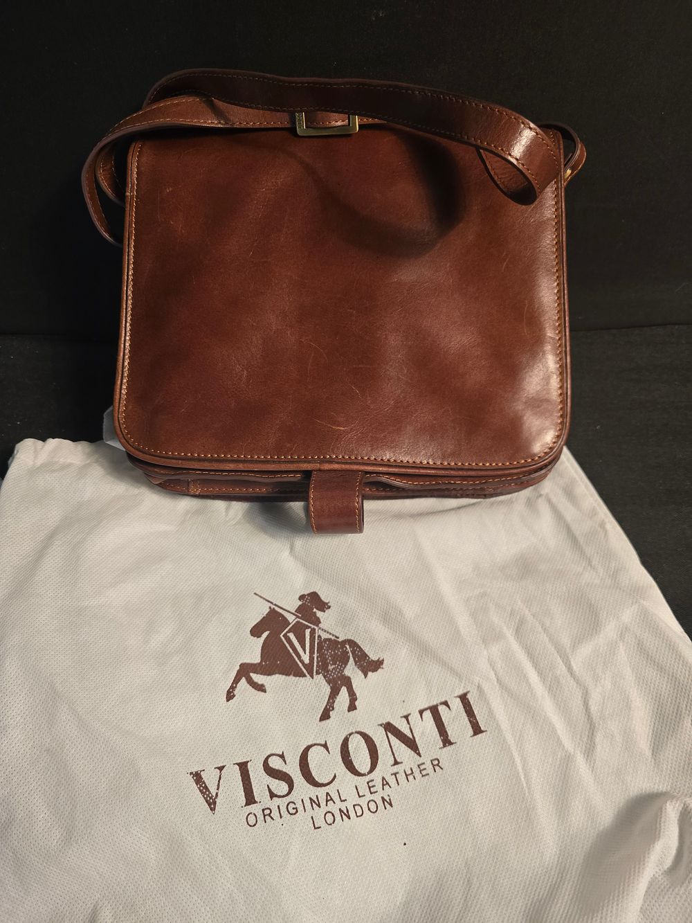 Lot 688: Visconti original tan hard leather bag