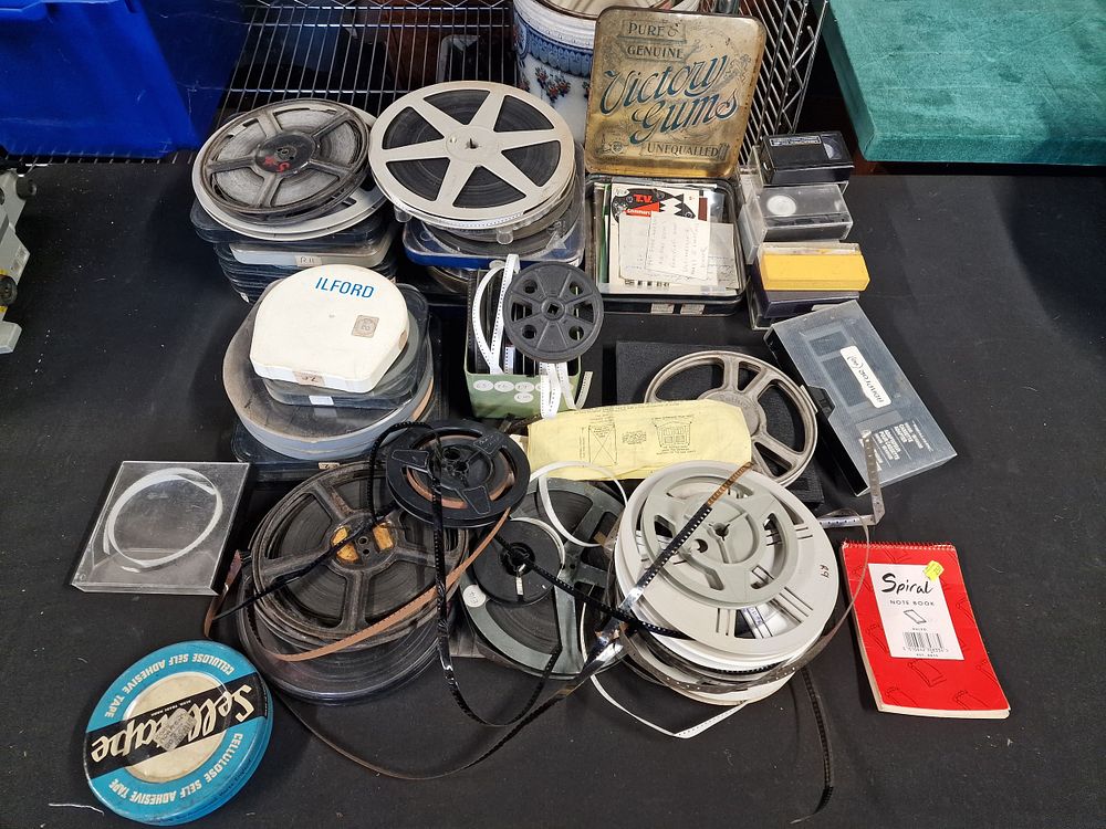 Lot 553: Large Selection of Vintage 8mm Film Cassettes and...