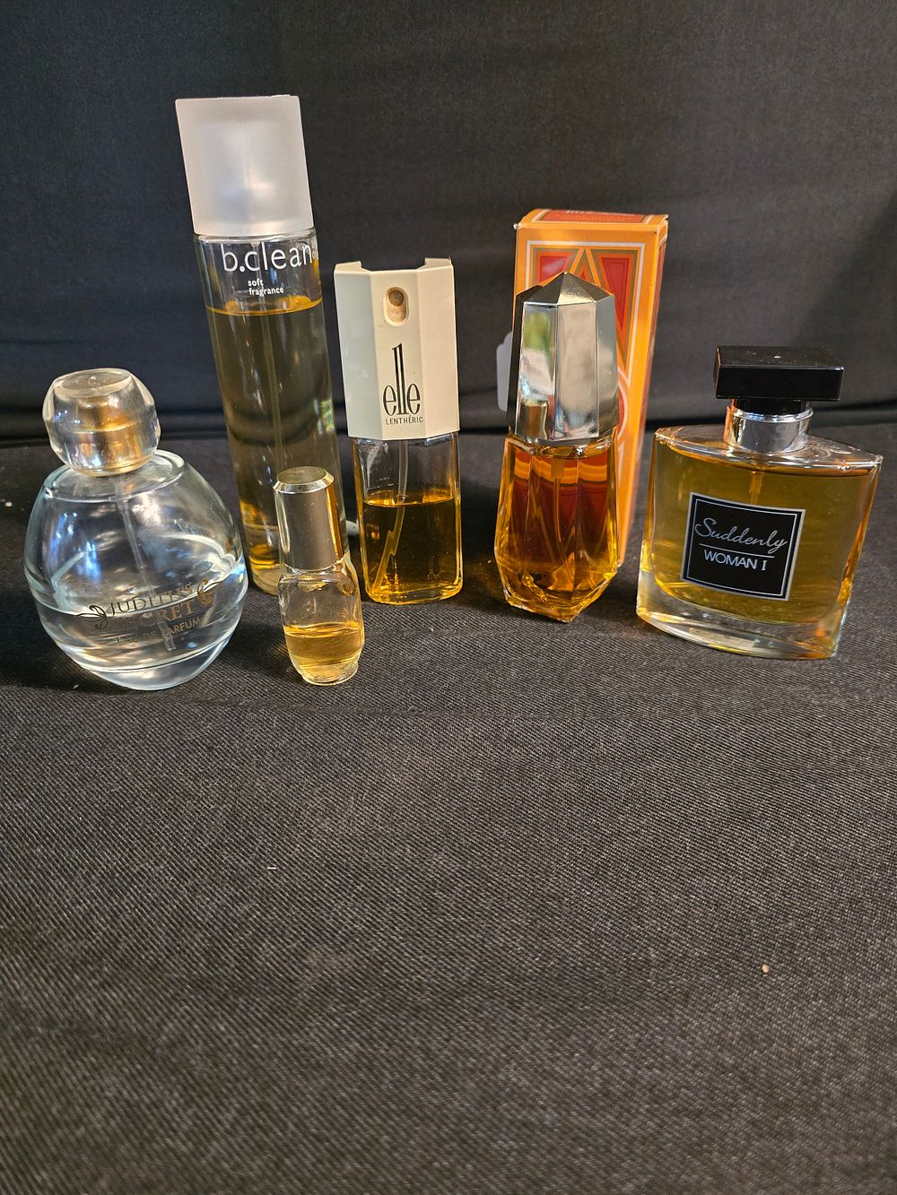 Lot 555: A selection of vintage perfumes some full 50-100ml