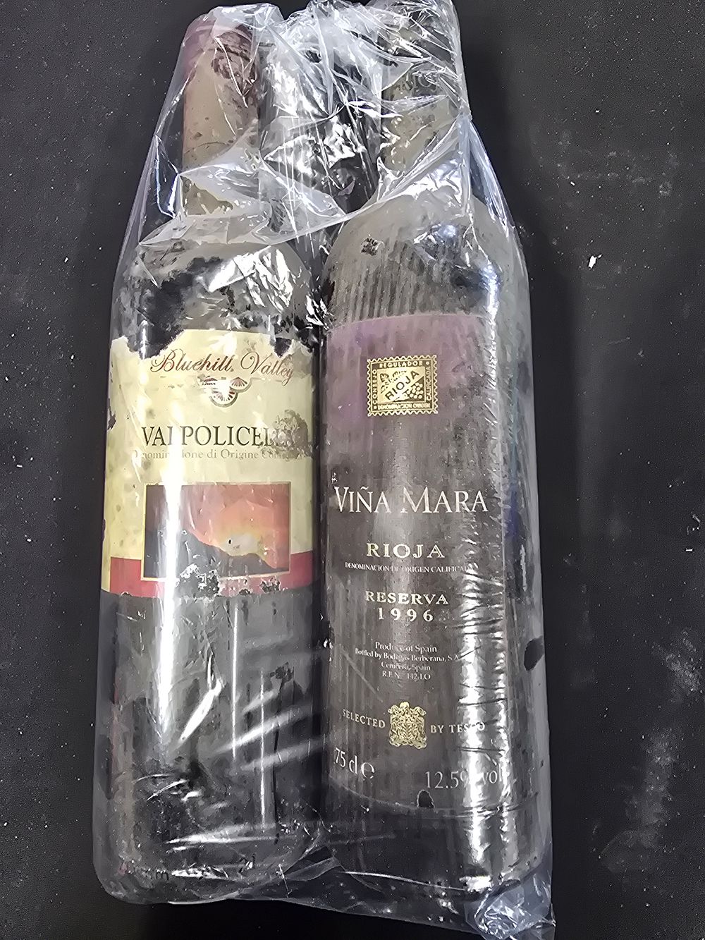 Lot 570: Two bottles of vintage wines. Vina Mara Rioja...