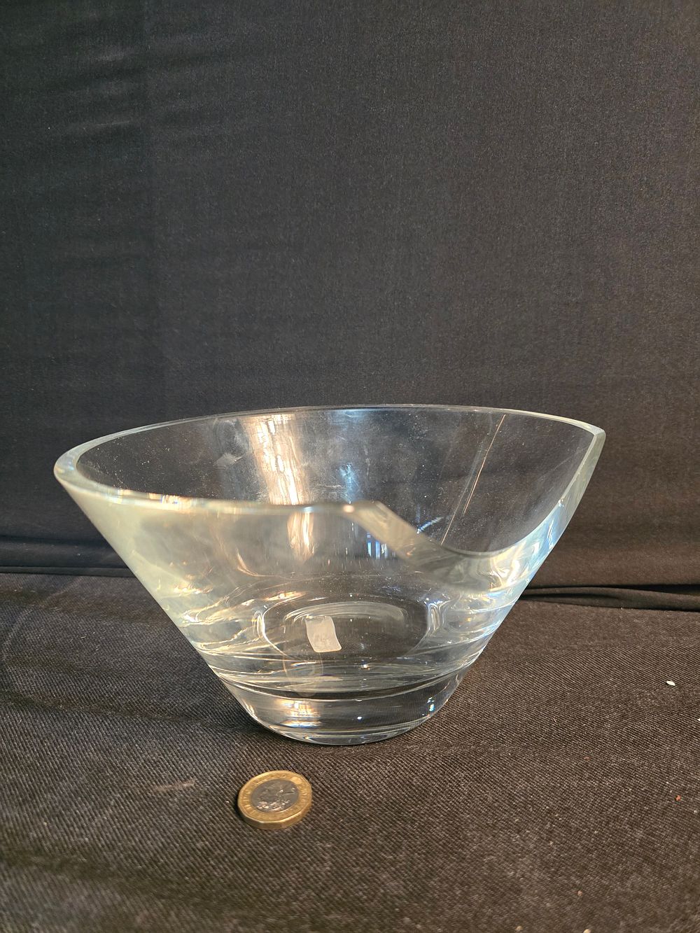Lot 607: An unusual cut out glass bowl