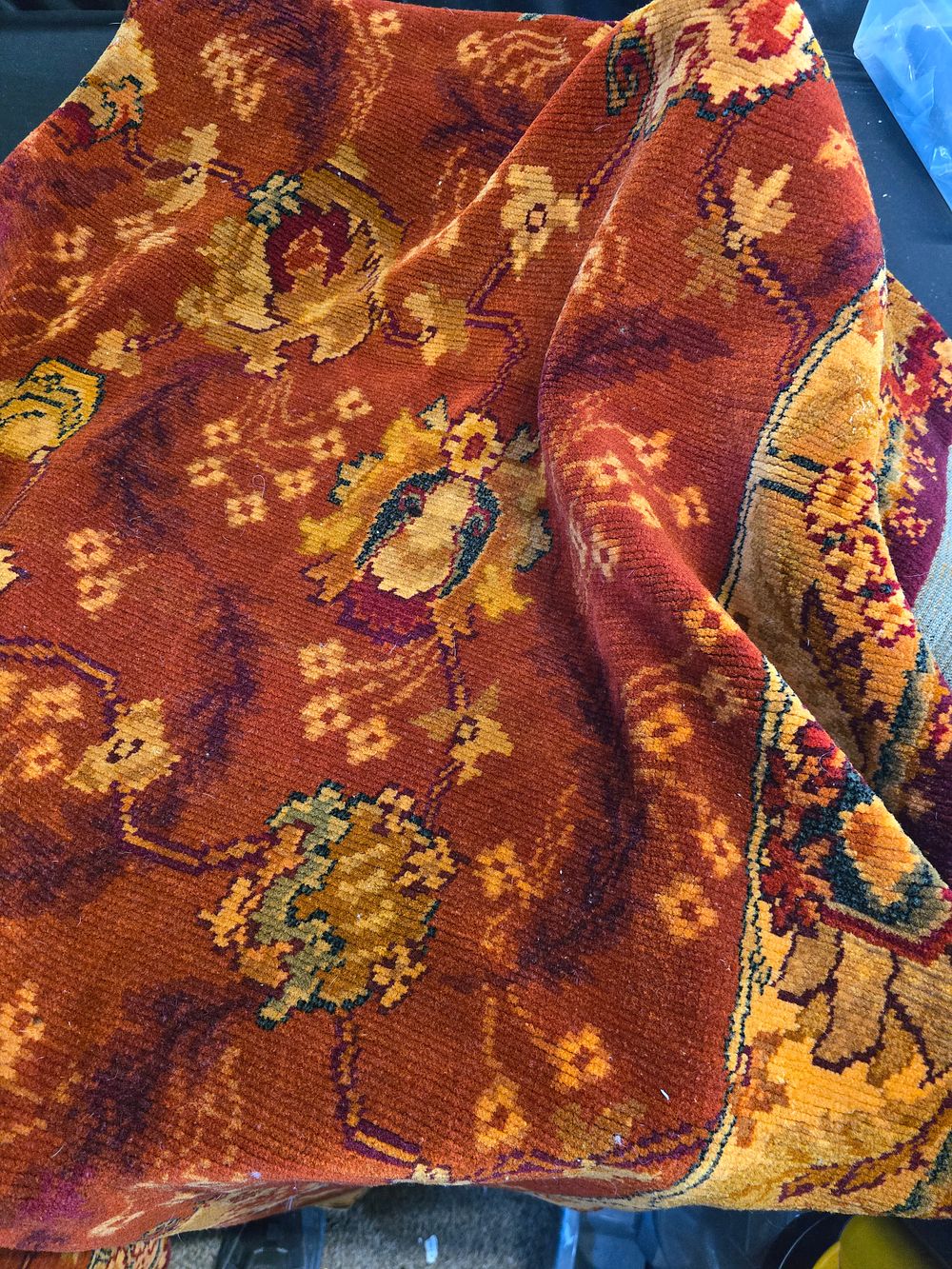 Lot 650: A very large vinatge carpet rug.