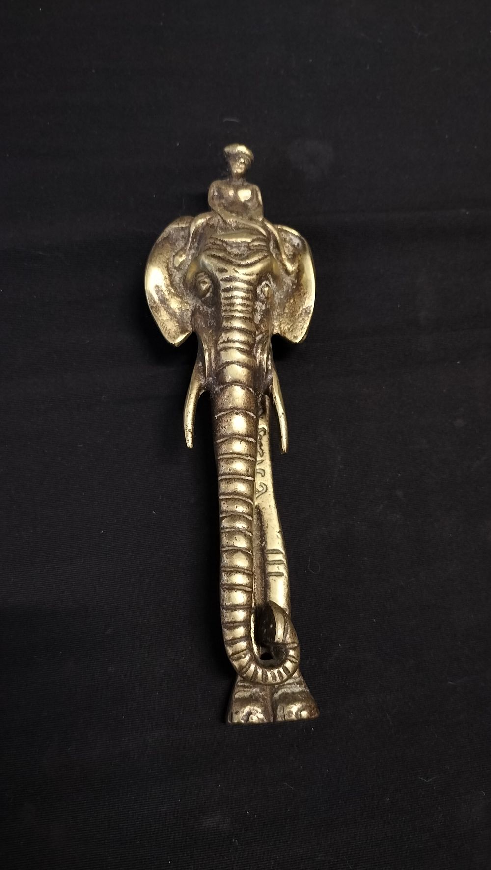 Lot 591: Brass elephant door knocker 