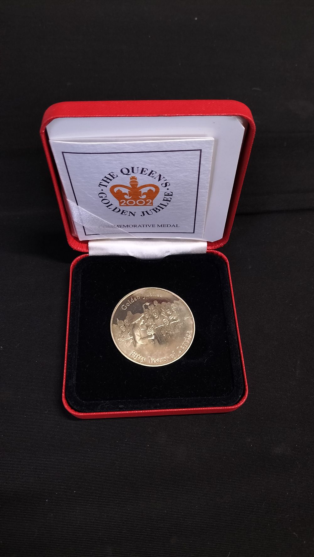 Lot 593: Queens Elizabeth II. 2002 Jubilee 50 Years of...