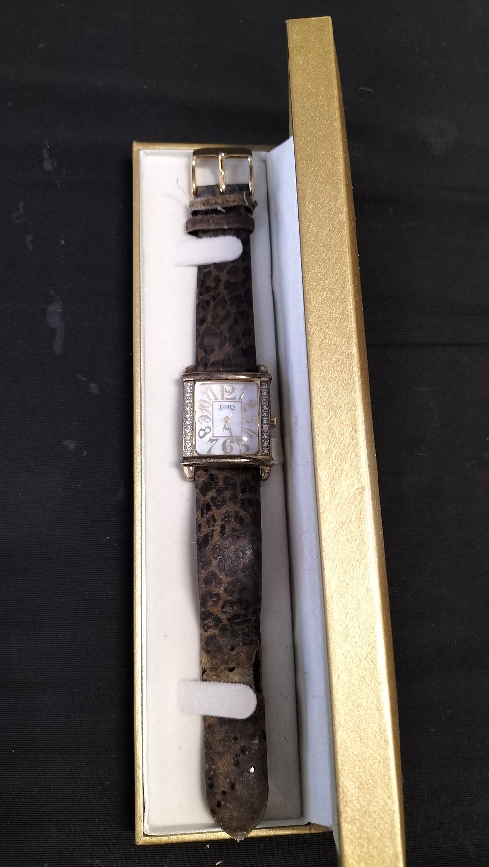 Lot 594: Ladies DMQ jewelled watch with leopard print strap 