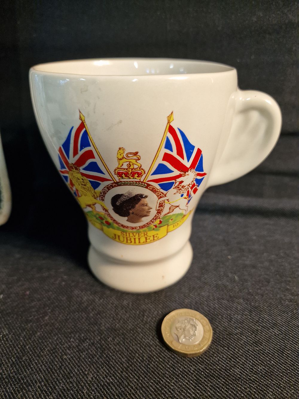 Lot 242: Vintage The Ovaltine Pottery Sandygate Devon Silver Jubilee Cup