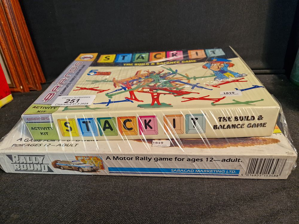 Lot 251: Pair of Vintage Games a/f. Rally Round and Stack It
