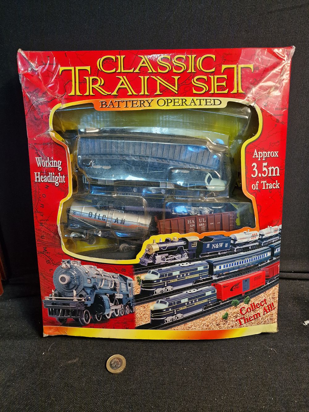 Lot 252: Classic Train Set Battery Operated