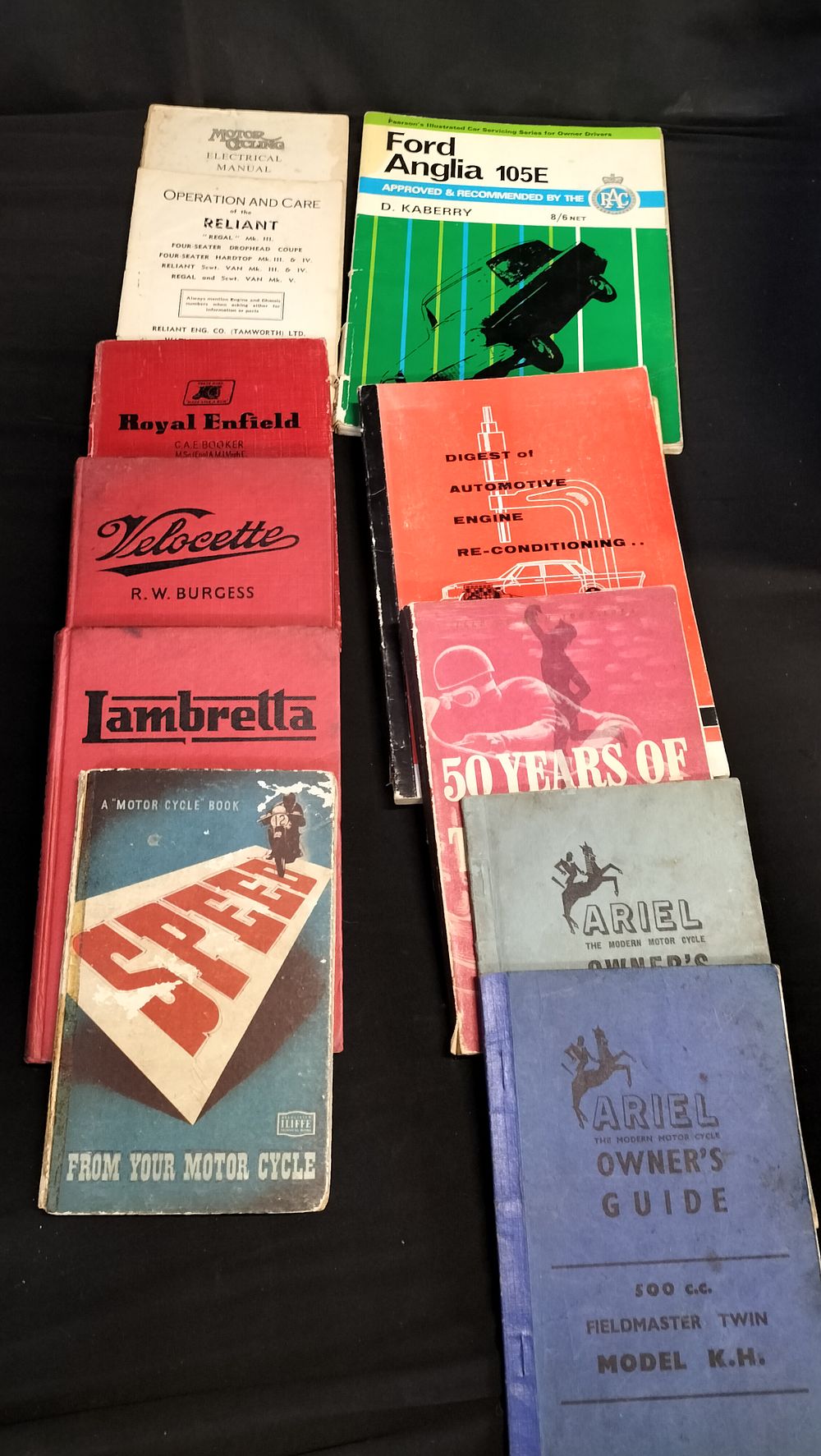 Lot 624: Various vintage motoring books 