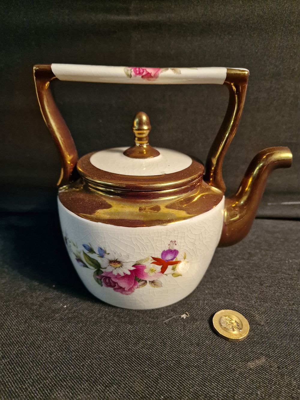 Lot 307: Vintage Arthur Wood Lustre and Floral Design Teapot