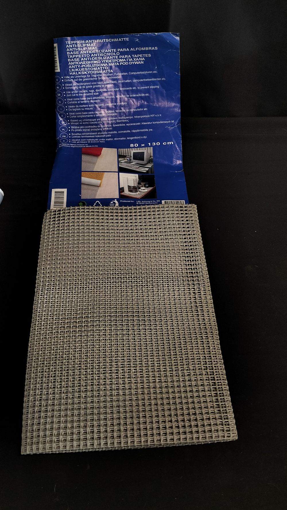 Lot 648: Roll of anti slip matting 
