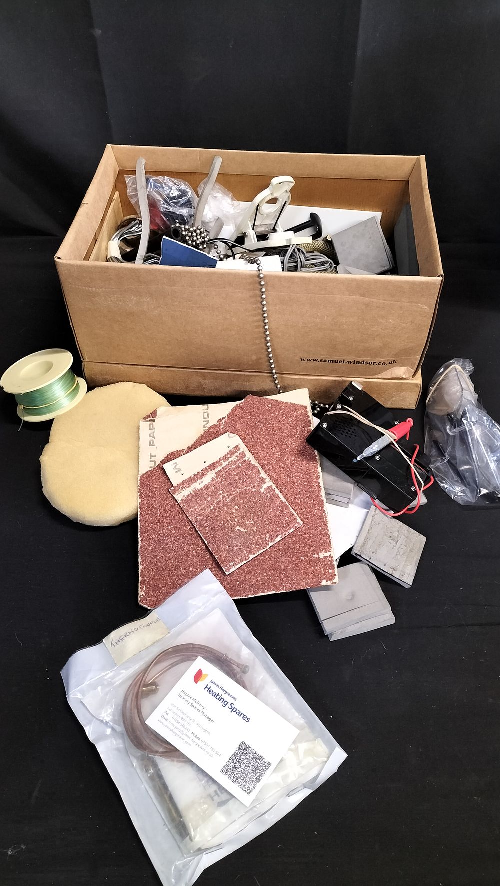 Lot 653: Box of mixed items suit carbooters 
