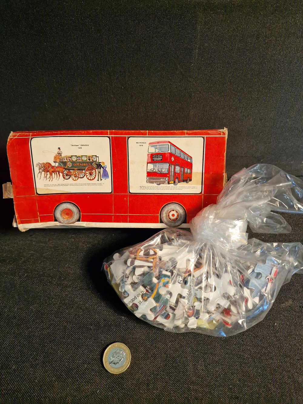 Lot 330: Vintage Omnibus Double Sided Jigsaw Puzzle 130pc
