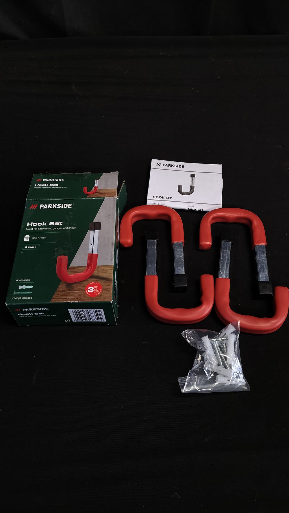 Lot 675: Parkside 4 X hook set