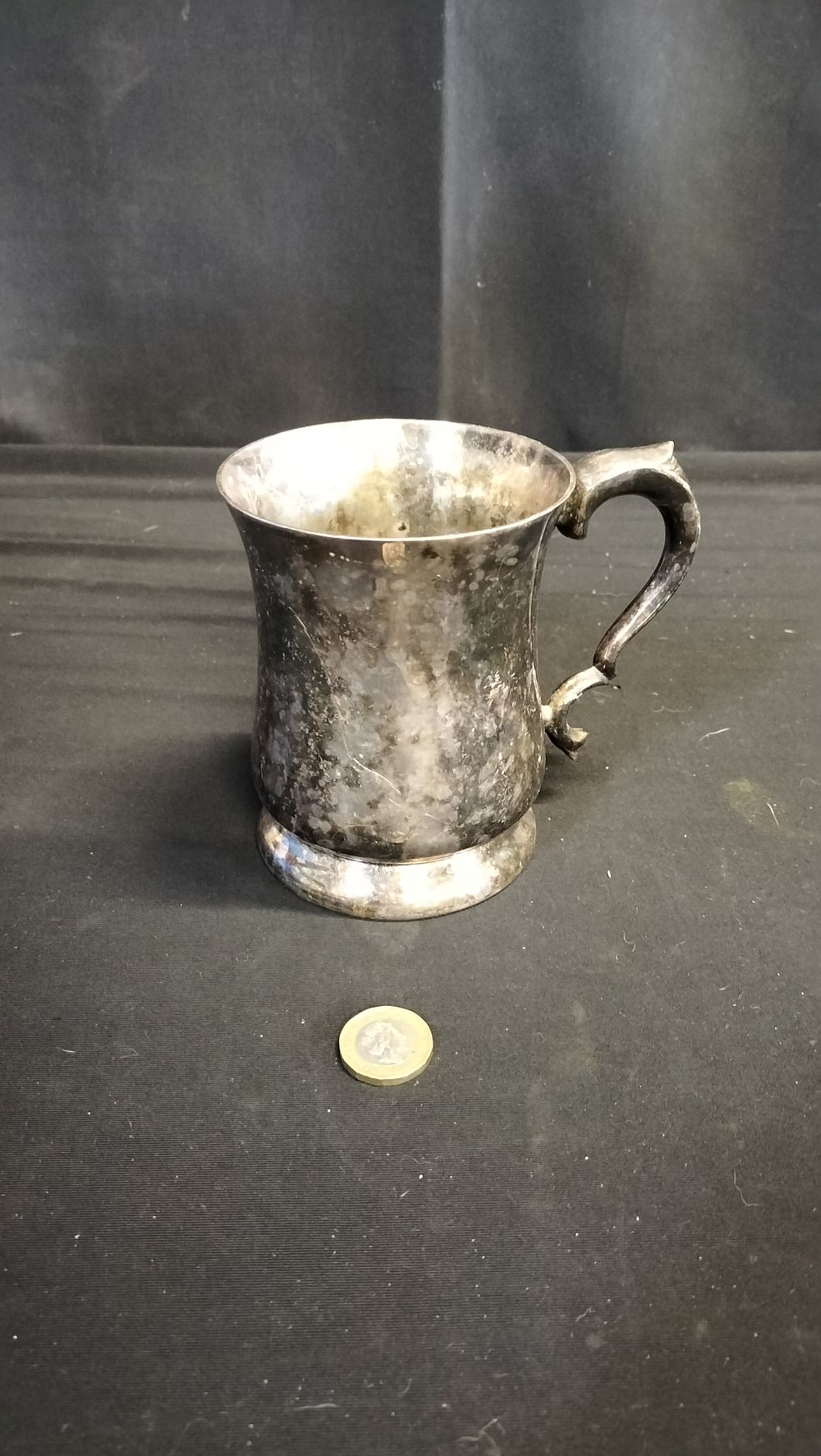 Lot 682: Silver plated tankard 