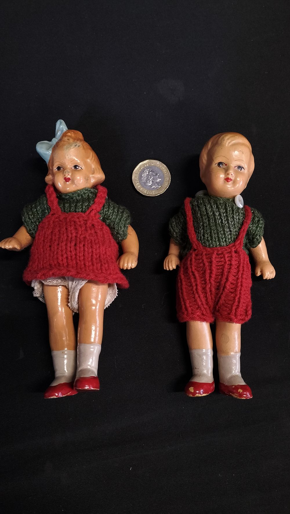 Lot 686: Two small vintage dolls 
