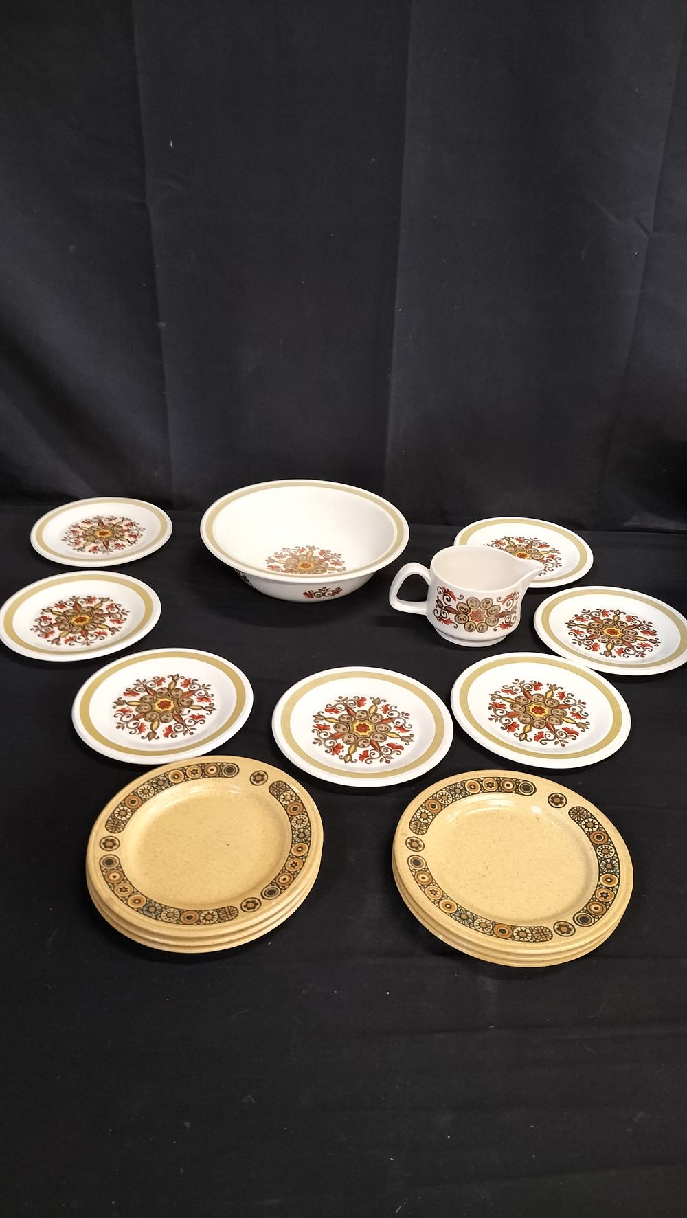 Lot 692: Palissy set of 7 saucers, milk jug, large...