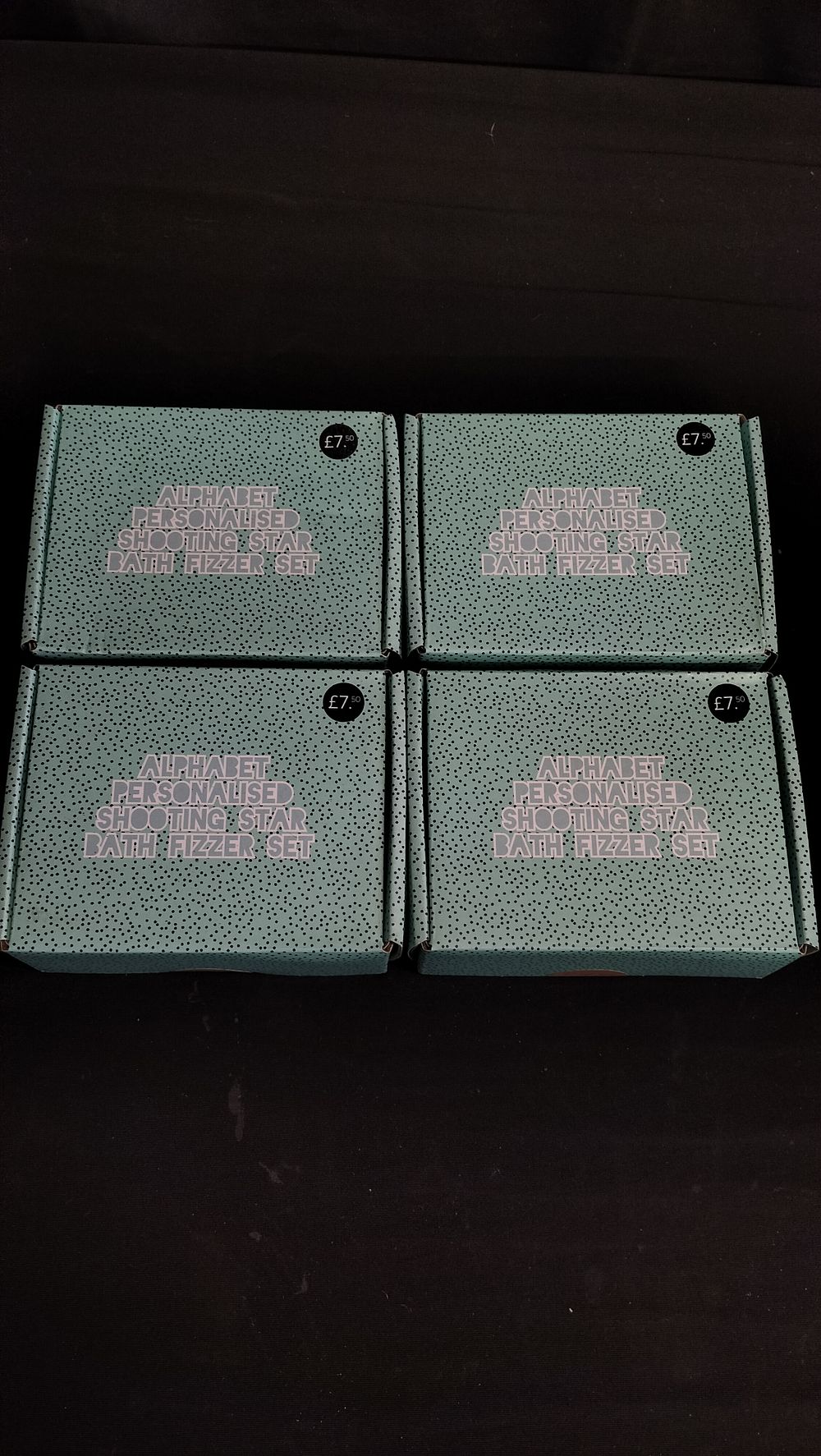 Lot 704: 4 x 2 M& S bath Fizzers RRP...