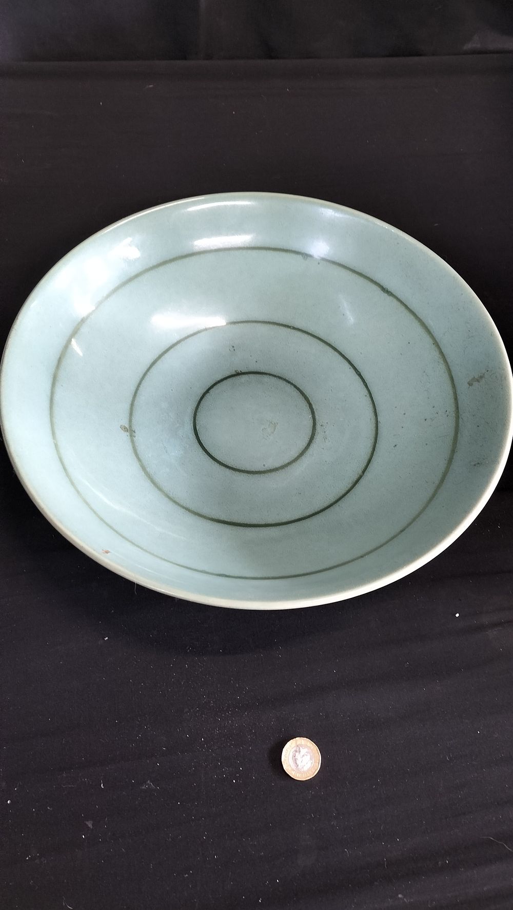 Lot 714: Large green decorative bowl