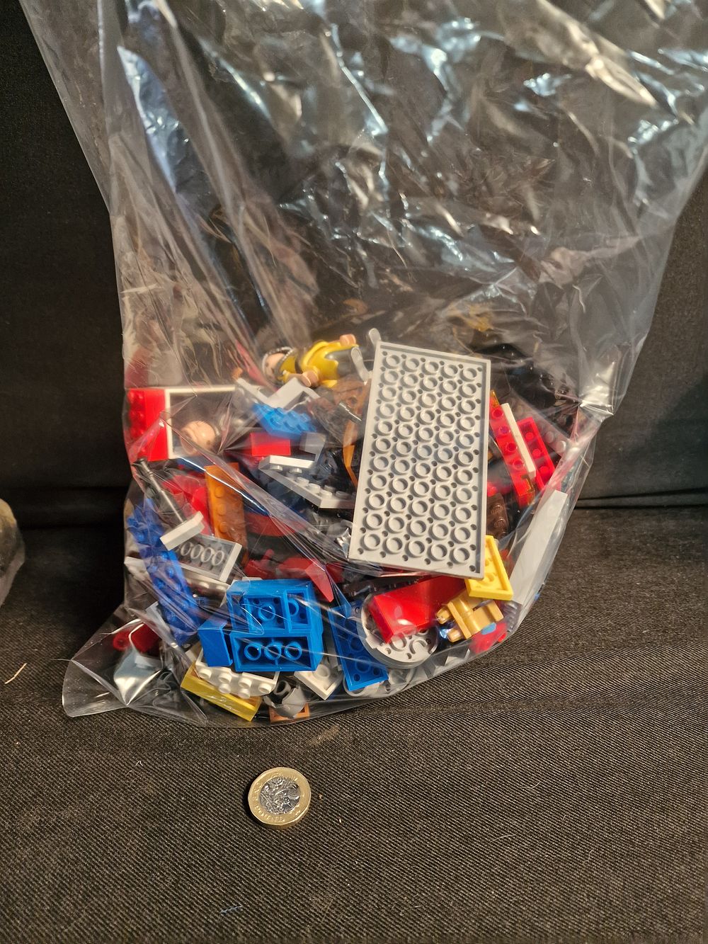 Lot 384: Mixed Bag of Lego and Playmobil Figures
