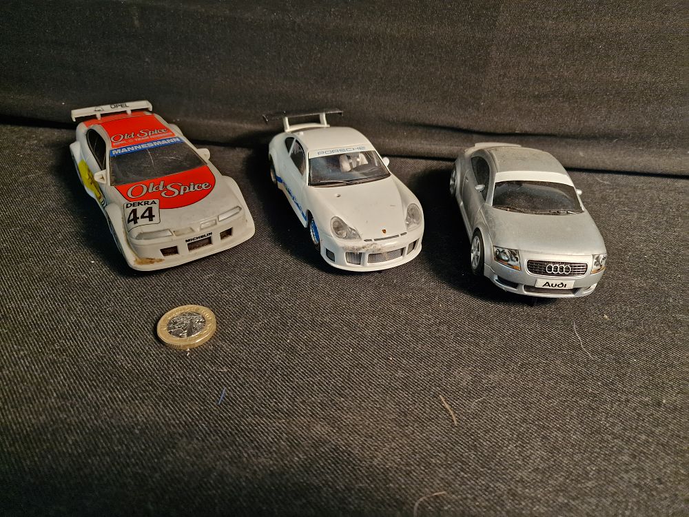 Lot 392: Hornby and Scalextric Slot Cars Play Worn a/f