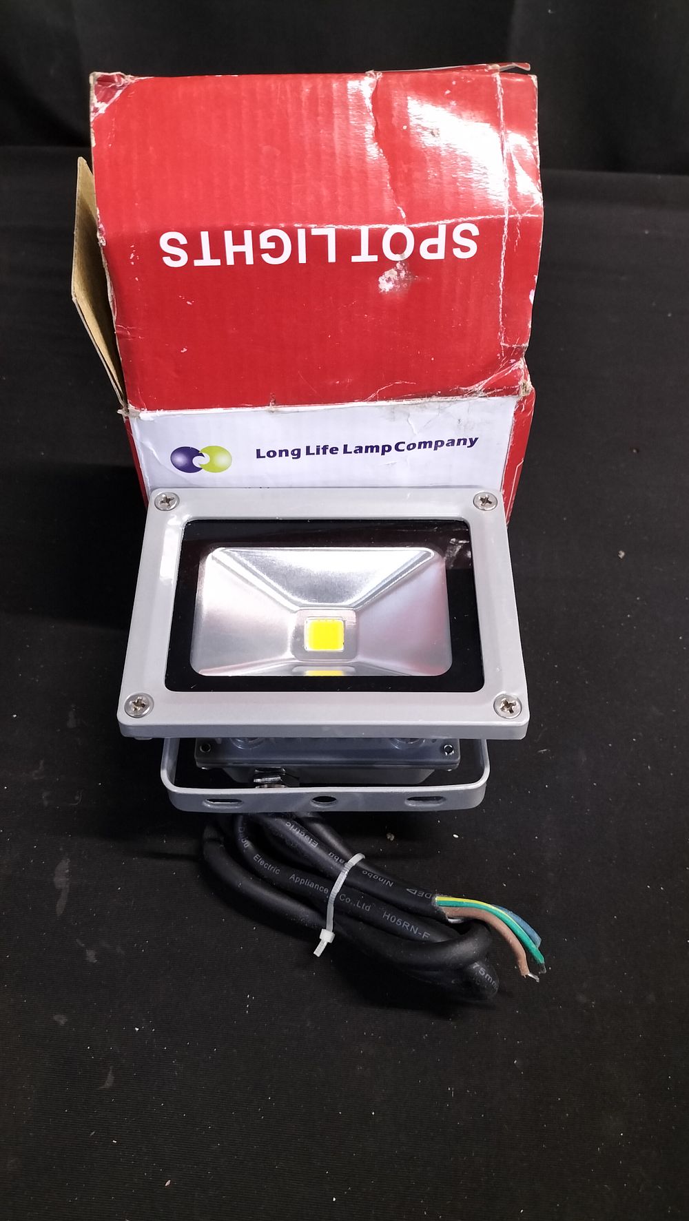 Lot 797: LED  wired Floodlight 