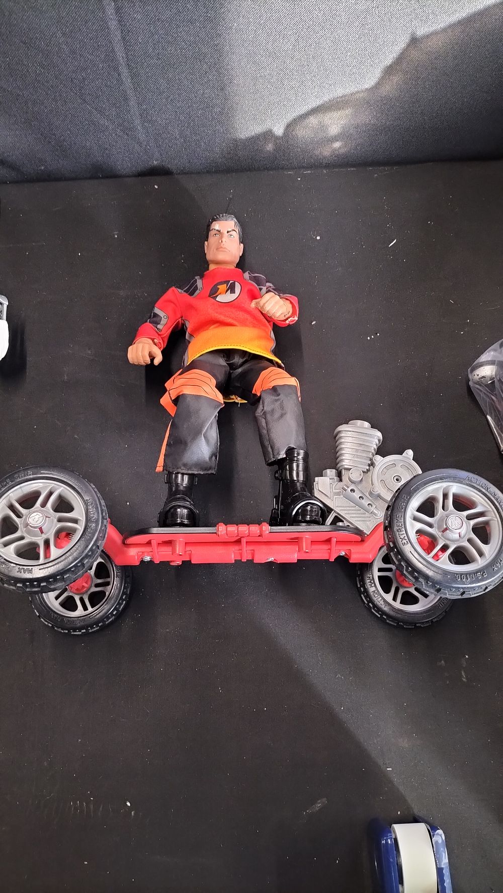 Lot 625: Action Man Skateboard Extreme 