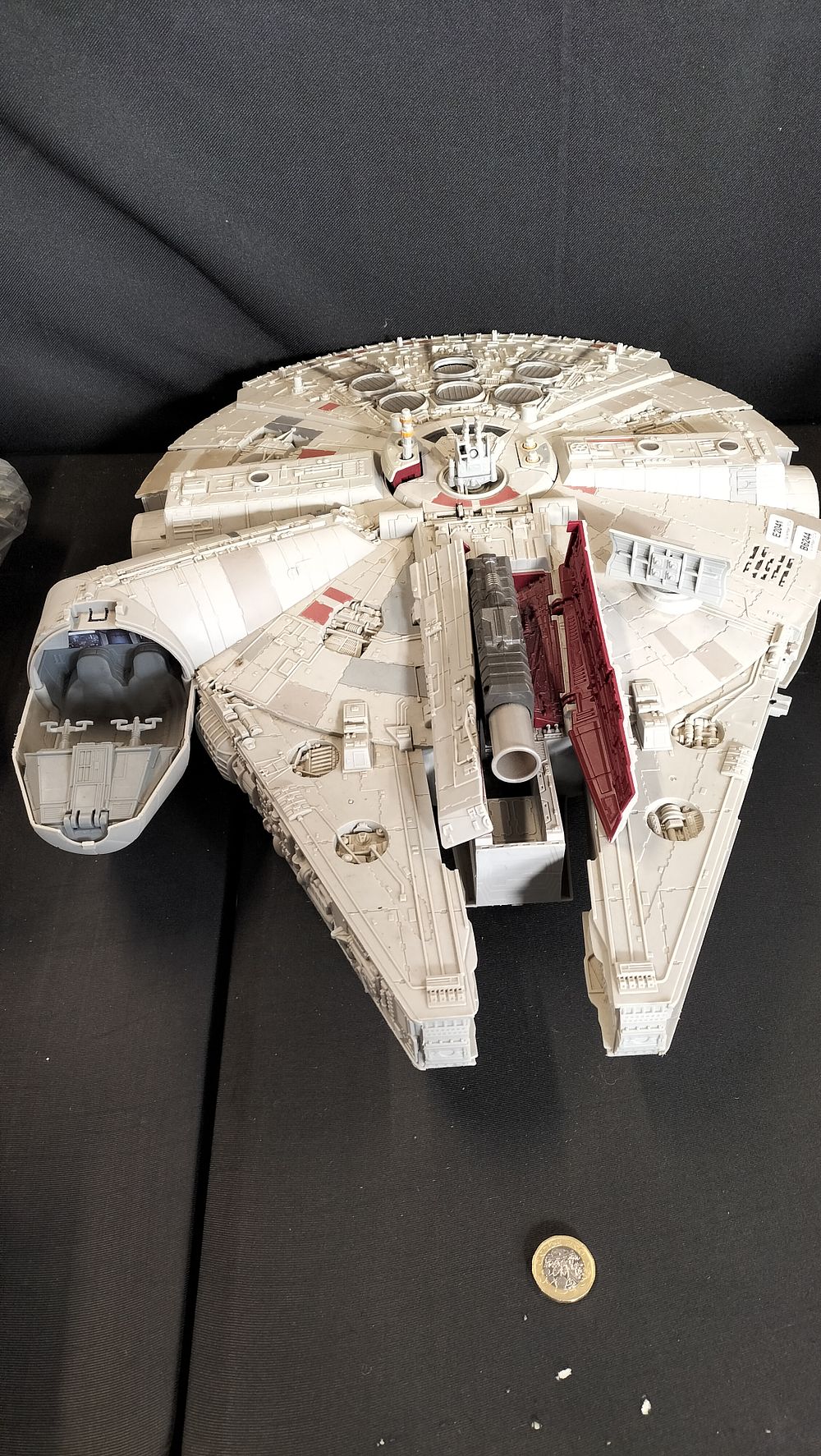 Lot 638: Star Wars Millennium falcon A/F