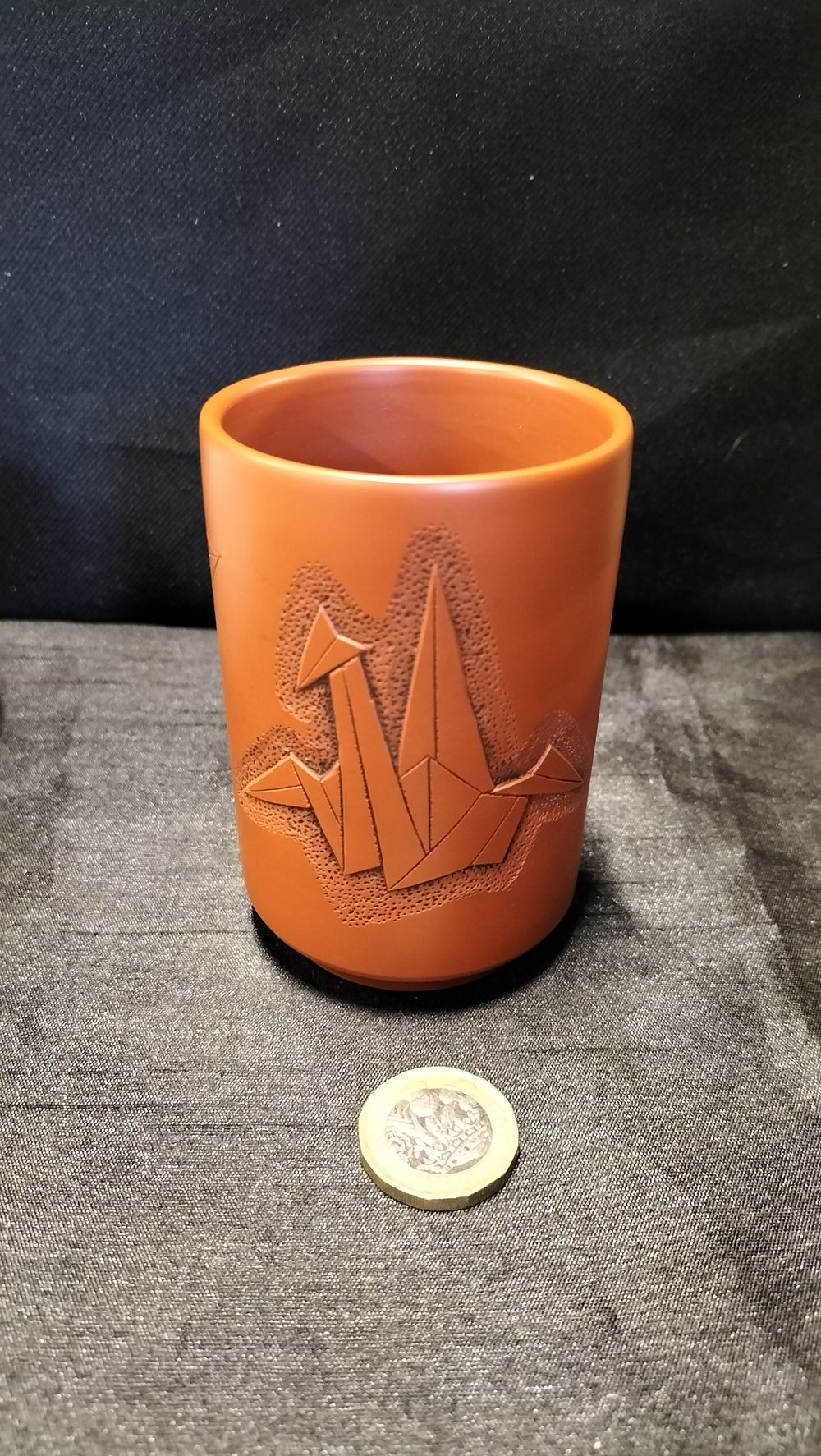Lot 681: Jinshue clay tea cup 