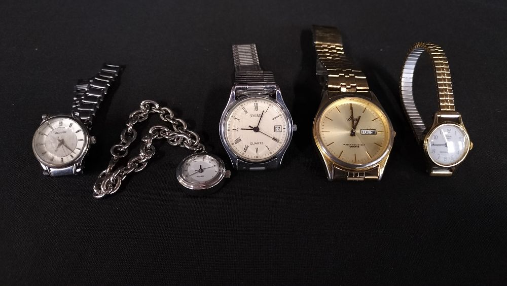 Lot 726: 5 various watches.including Sekonda, Accurist A/F
