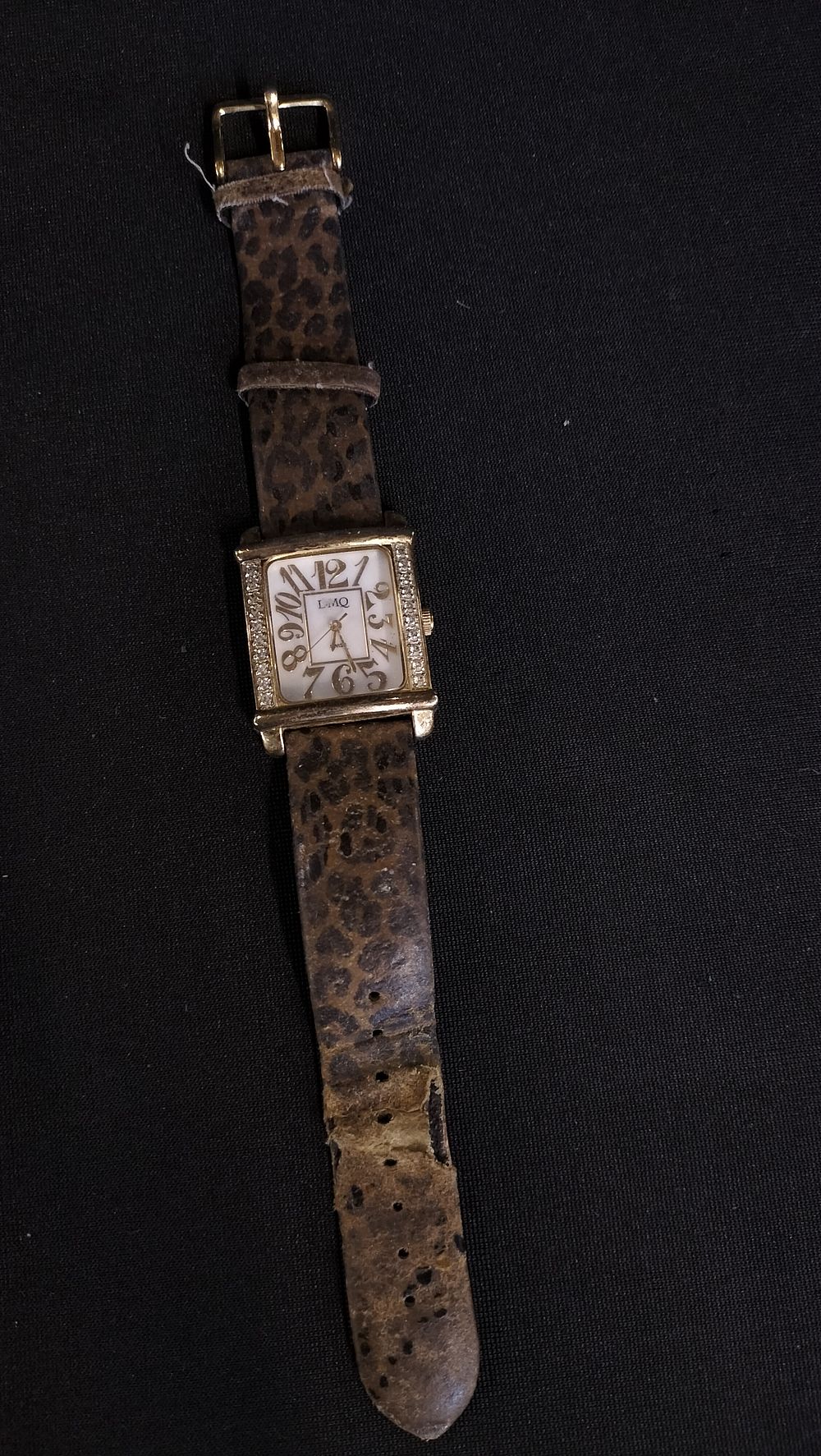 Lot 732: Ladies DMQ jewelled watch with leopard print strap