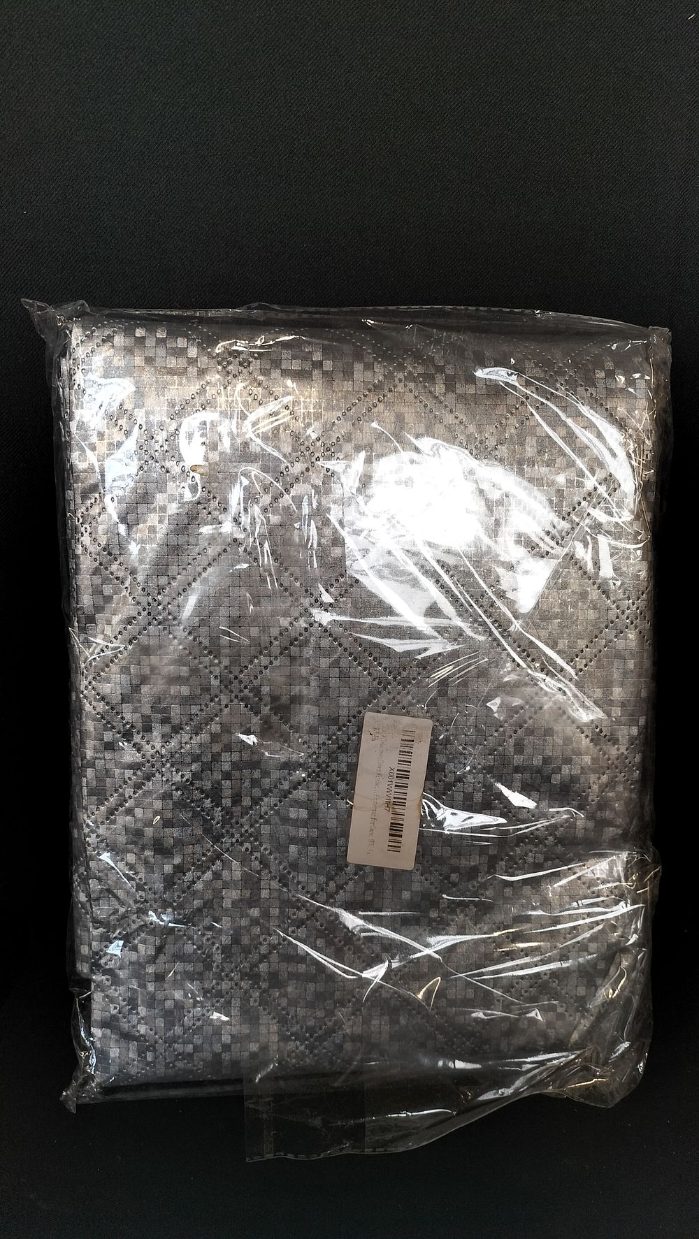 Lot 740: New and sealed Windscreen protector for cars, suv,...