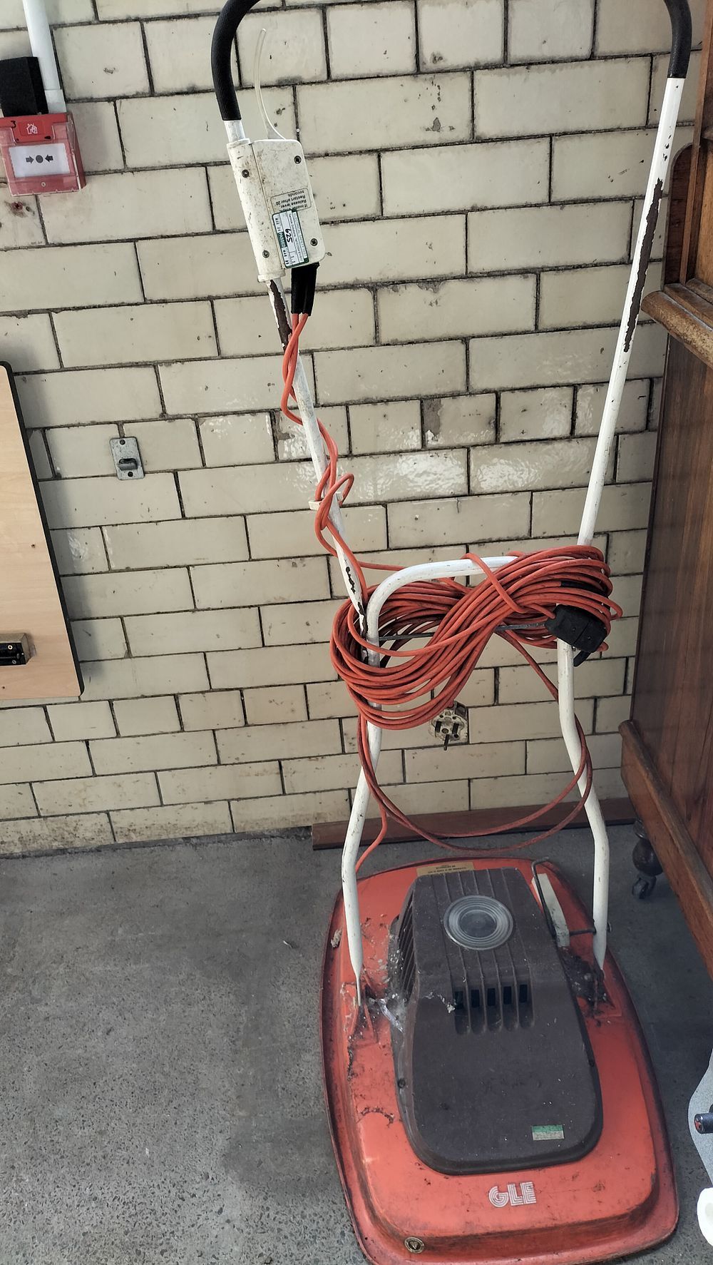 Lot 742: Flymo GLE hover mower. A/F  COLLECTION ONLY 