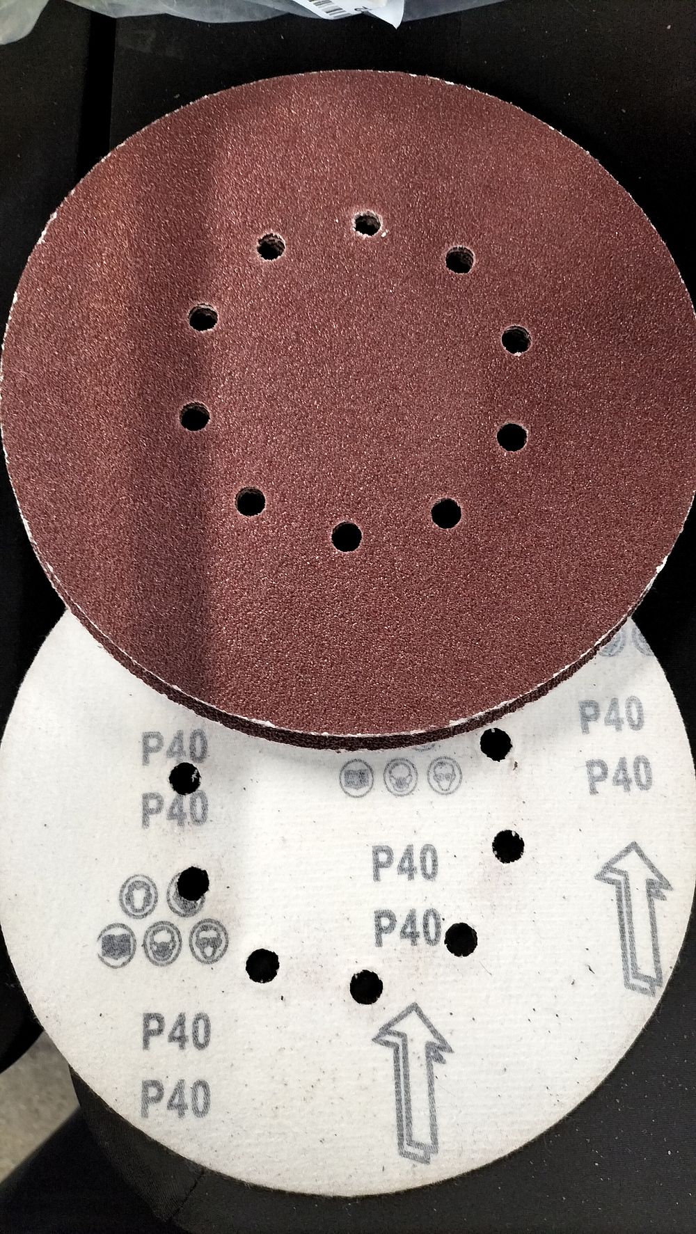 Lot 777: Quantity of P40 Grit 220mm Velcro Sanding Velcro...