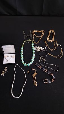 Mixed Lot of Costume Jewellery including Necklaces, Bracelets &amp; Earrings