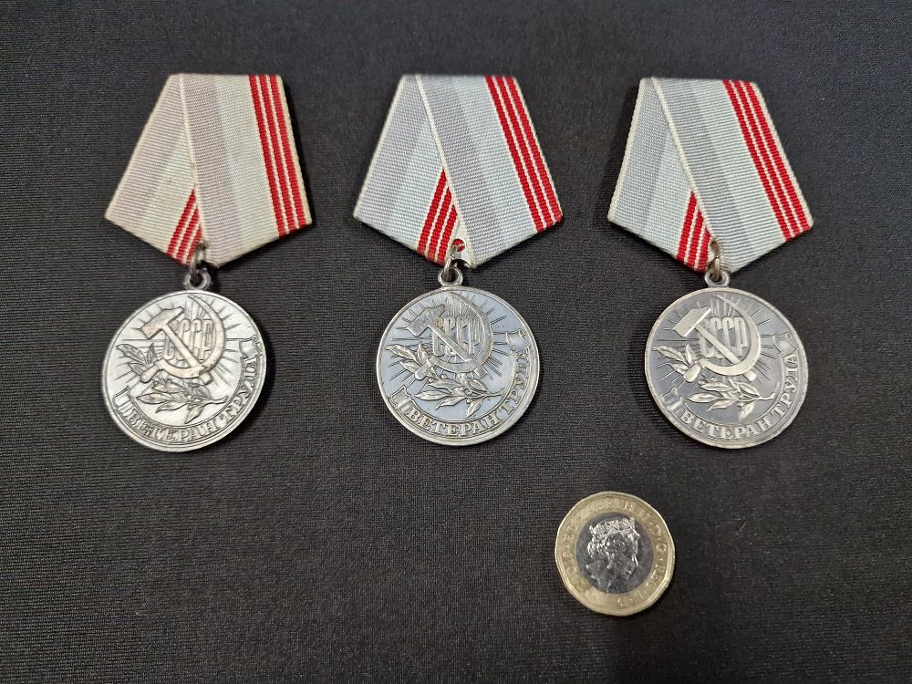 Lot 154: x3 Vintage Soviet "Veteran of Labour" Medals, Established on January 18, 1974, To Honor Long-term, Dedicated Work in Various Sectors in the Soviet Union