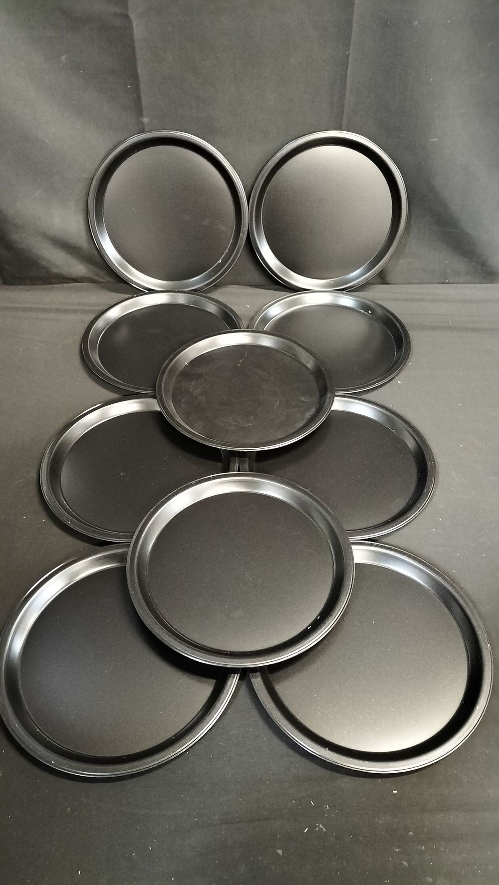 Lot 177: 10 x Brand New Circular Oven Baking Trays 