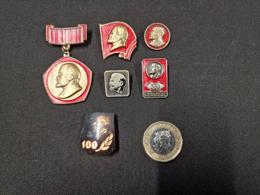 Lot 155: Selection of Vintage 1970s Soviet Badges Depicting Lenin