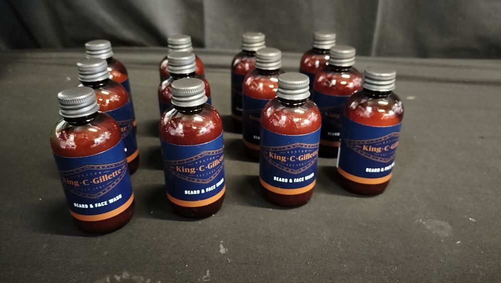 Lot 188: 12 x 60 ml Bottles of King. C....