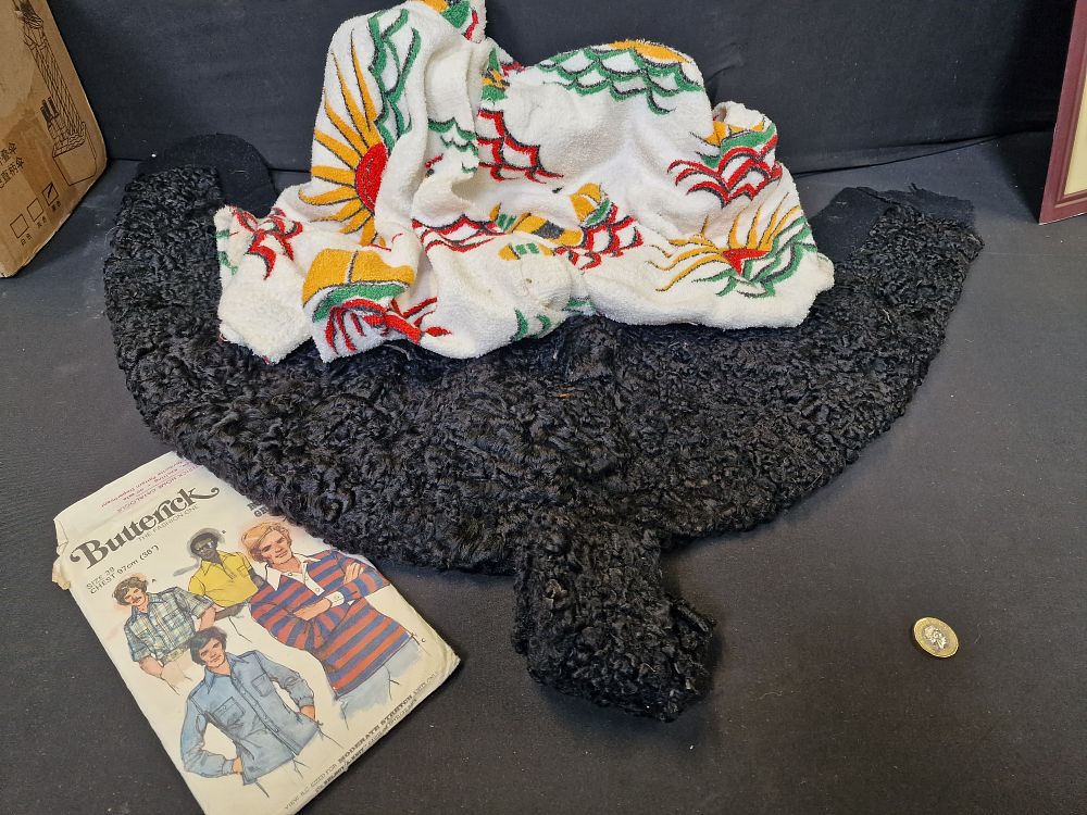 Lot 255: Ramswool, Towel Shirt and Sewing Pattern