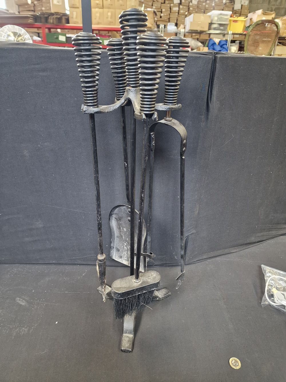 Lot 260: 4pc Fireside Companion Set