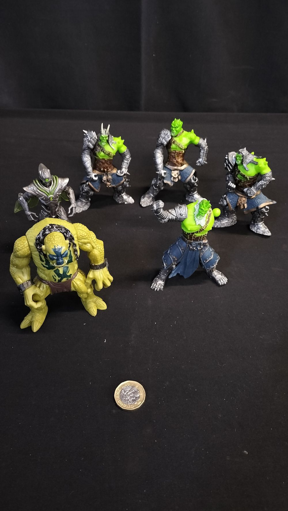 Lot 268: 6 figures Inc World of warcraft and others 