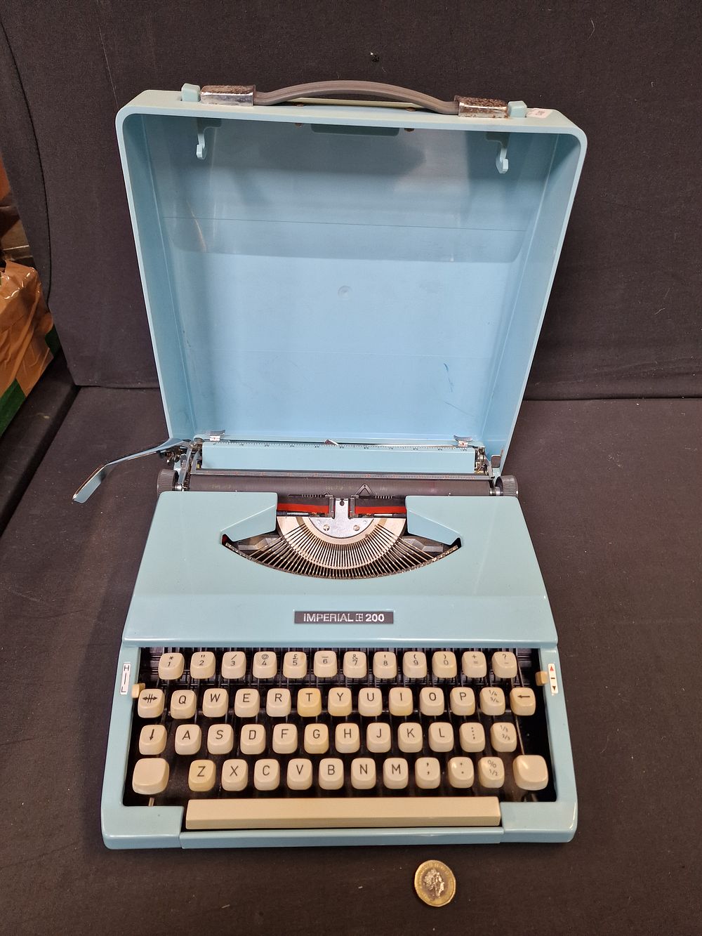 Lot 298: Vintage Imperial 200 Portable Typewriter